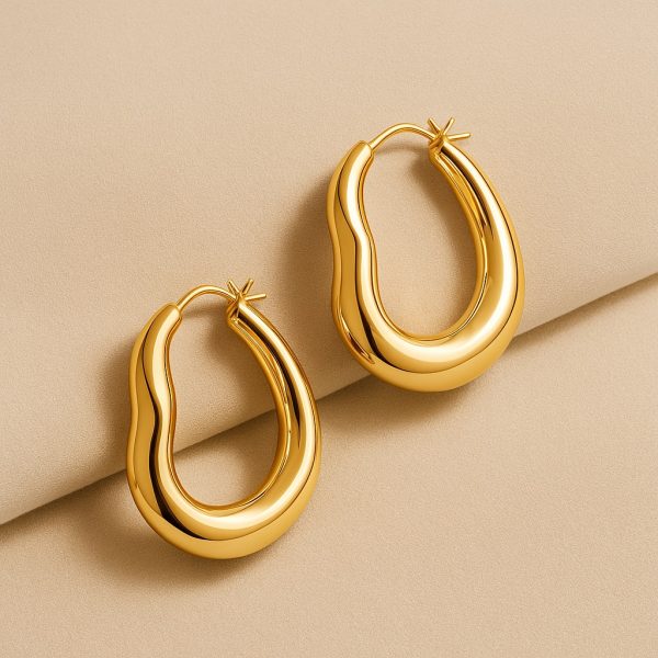 Sculptline Curve Earrings - Image 3