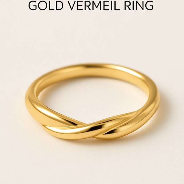 Evelyn Twisted Gold Vermeil Ring.