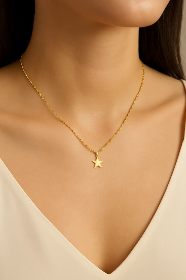 Étoile Drop Necklace – Dainty Star Charm in 18K Gold - Image 2